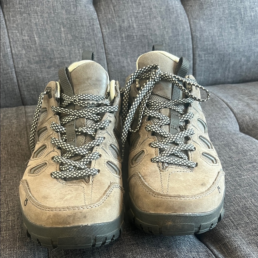 Women’s waterproof hiking shoe Oboz